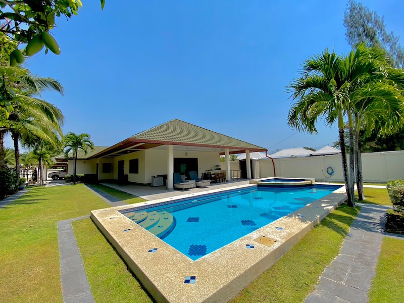 Hua Hin Pool Villa for Sale3