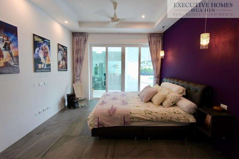 Hua Hin Luxury Villa for Sale03