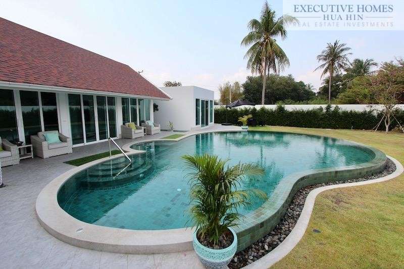 Hua Hin Luxury Villa for Sale60