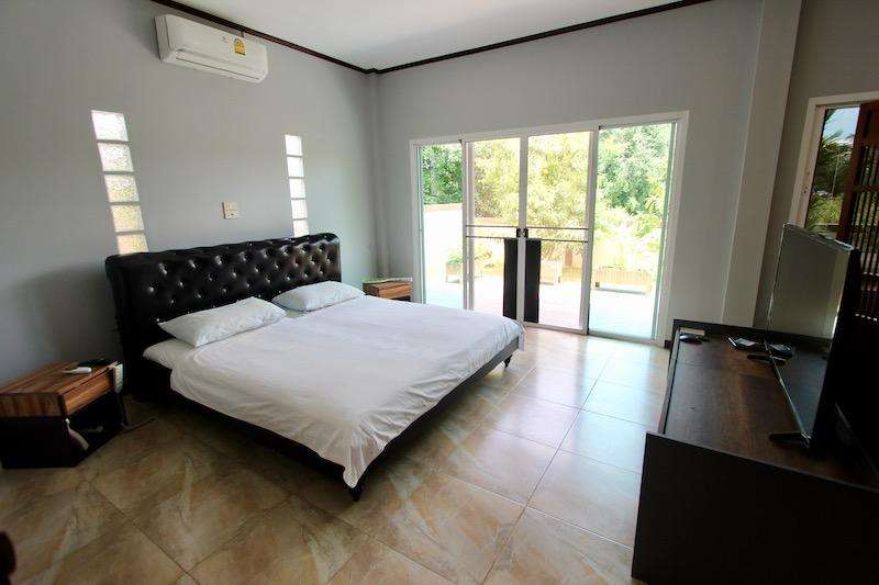 Pranburi Pool Villa for Sale00