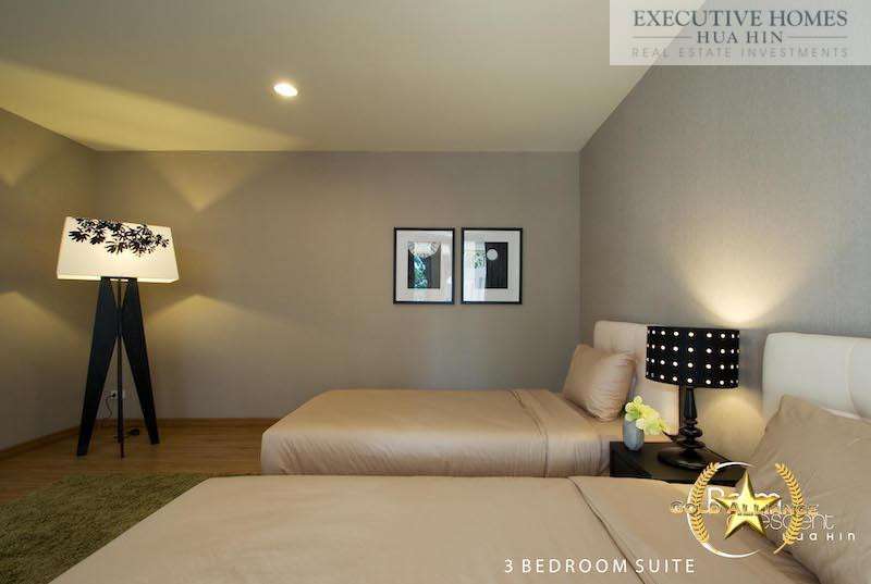 Palm Hills condo for sale4