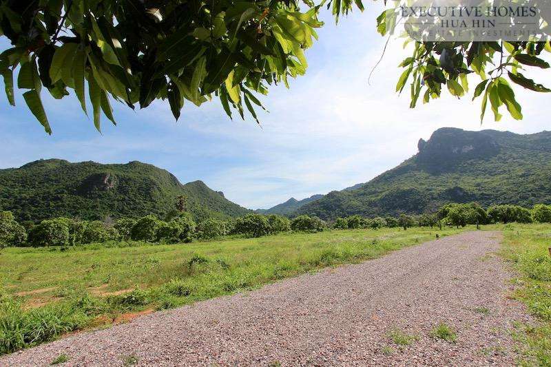 Sam Roi Yod Land for sale