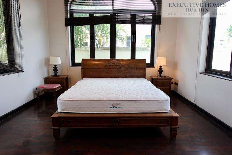 Hua Hin pool villa near Black Mt73