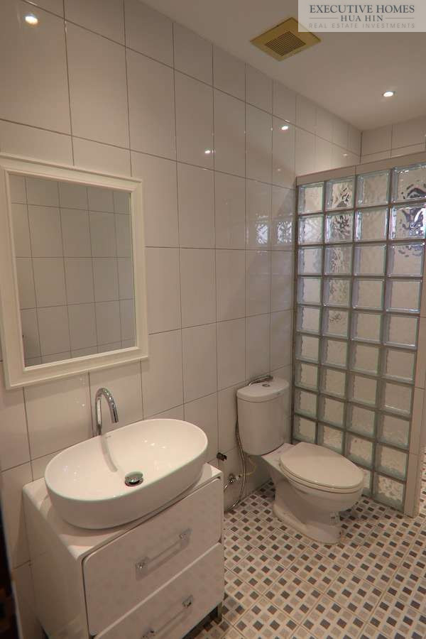 2 storey house with beach location for sale Prak nam Pran 16