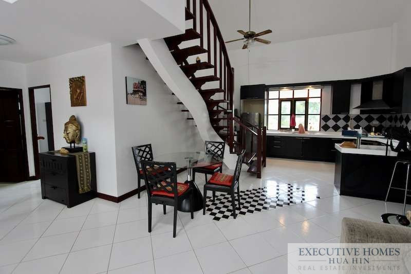 Pranburi pool villa for sale01