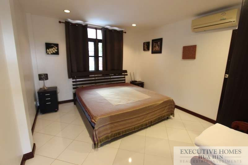 Pranburi pool villa for sale07