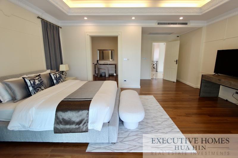 Khao Tao Royal Mountain | LARGE LUXURY HOME FOR SALE IN KAO TAO NEAR BEACH | Khao Tao pool villa for sale