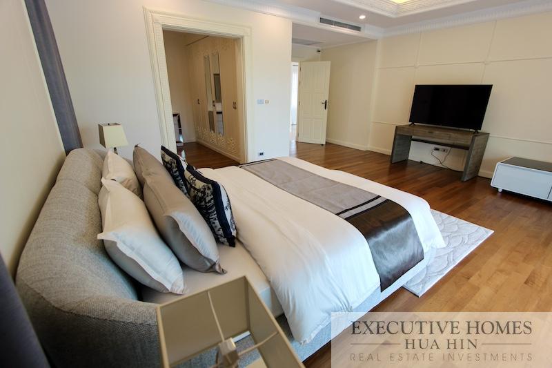 Khao Tao Royal Mountain | LARGE LUXURY HOME FOR SALE IN KAO TAO NEAR BEACH | Khao Tao pool villa for sale
