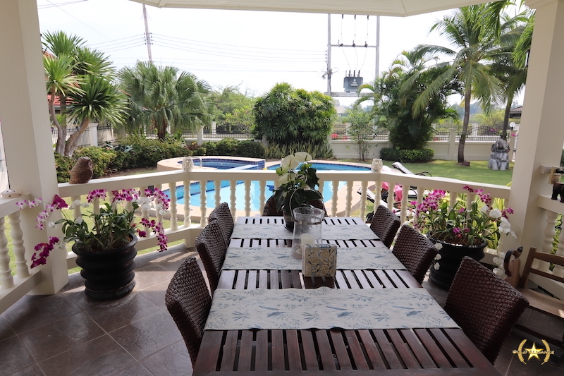 Pine Gold 3 bedroom pool villa for sale Hua Hin soi 6 10