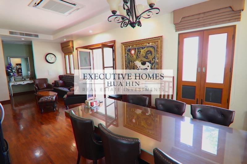 Luxury pool villa for sale Khao Tao Baan Hua Hin 24