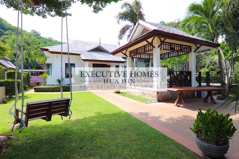 Luxury pool villa for sale Khao Tao Baan Hua Hin 8
