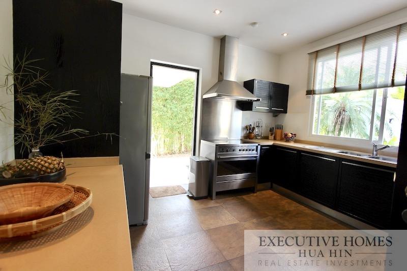 Baan Ing Phu Pool Villa for Sale Hua Hin46