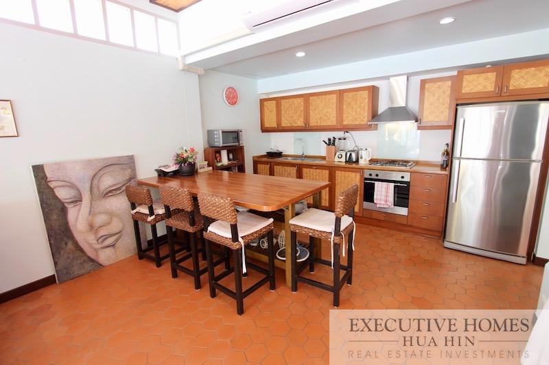 Khao Tao pool villa for sale23