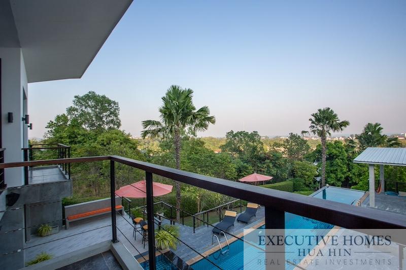 Khao Tao pool villa for sale1