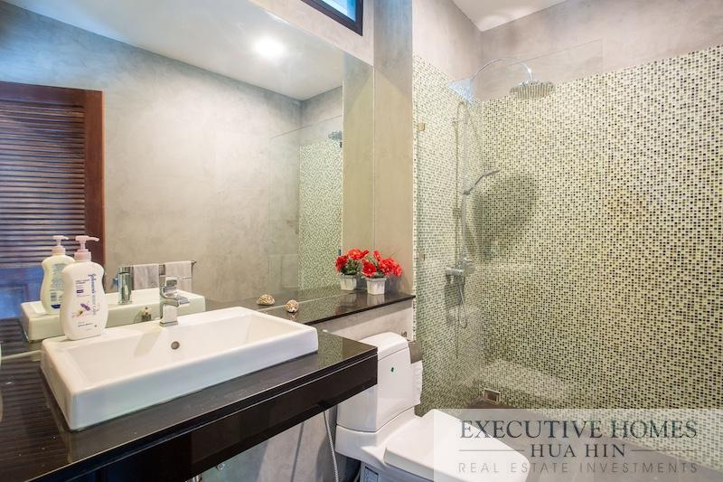 Khao Tao pool villa for sale38