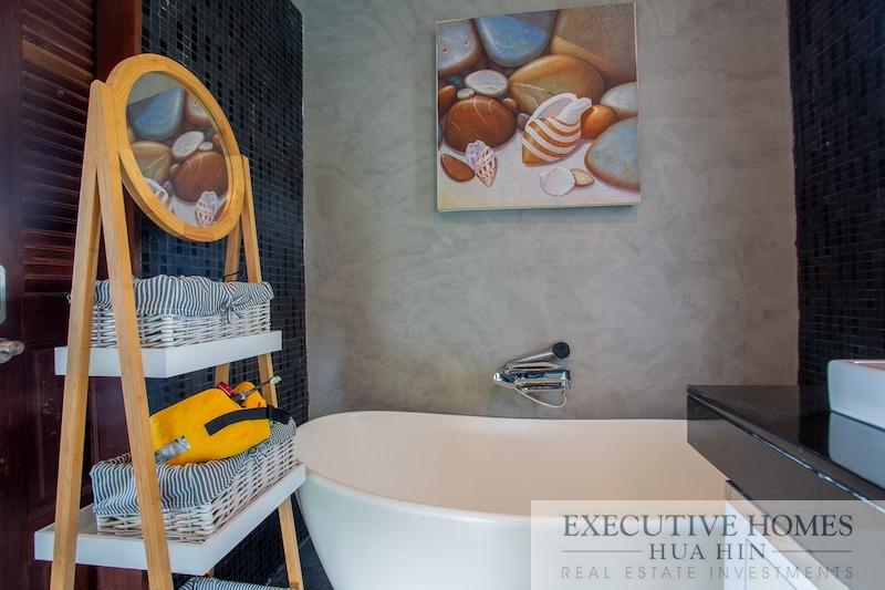 Khao Tao pool villa for sale5