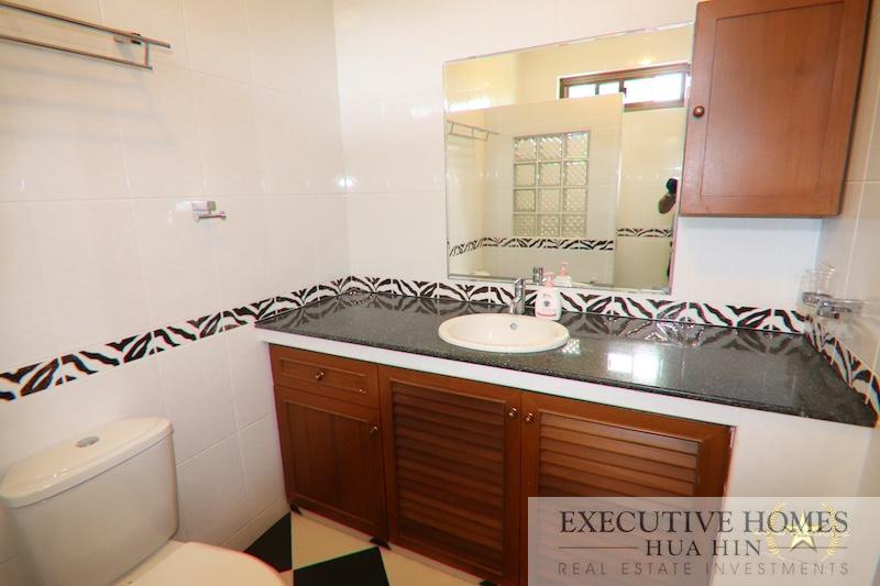 Pine Queen villa for sale Hua Hin 19