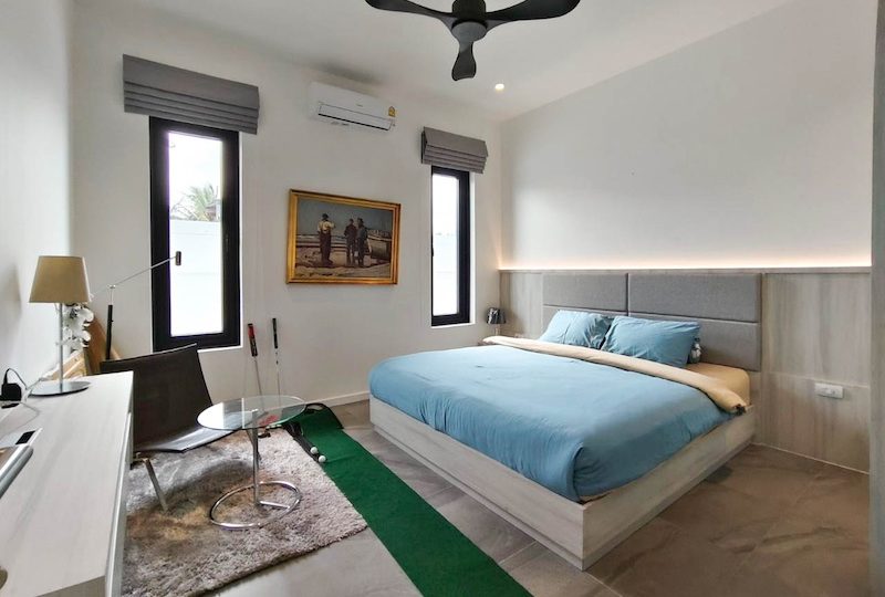 3 Bed Pool Villa For Sale Near Black Mountain Golf2)