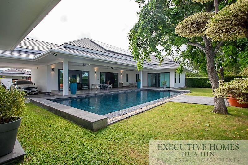 Hua Hin Pool Villa for Sale at Clouds 153