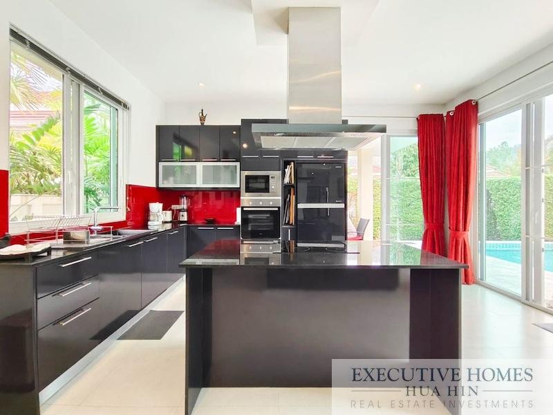 Hua Hin Pool Villa for Sale1