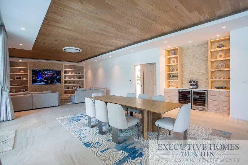Palm Hills luxury villa | New Luxury Villa for Sale Palm Hills Golf Course | Hua Hin real estate for sale