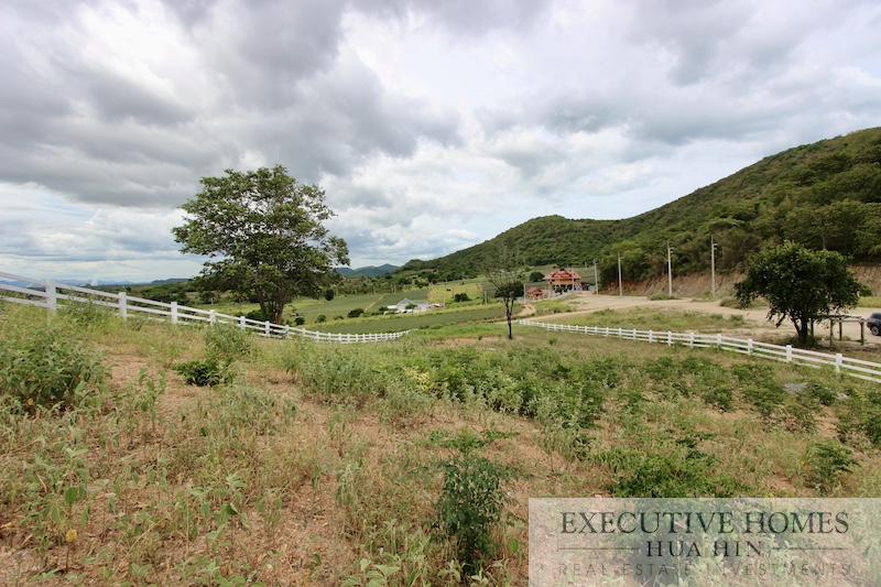 Pranburi Land for Sale | Elevated Wang Pong Pranburi Land for Sale | Hua Hin real estate
