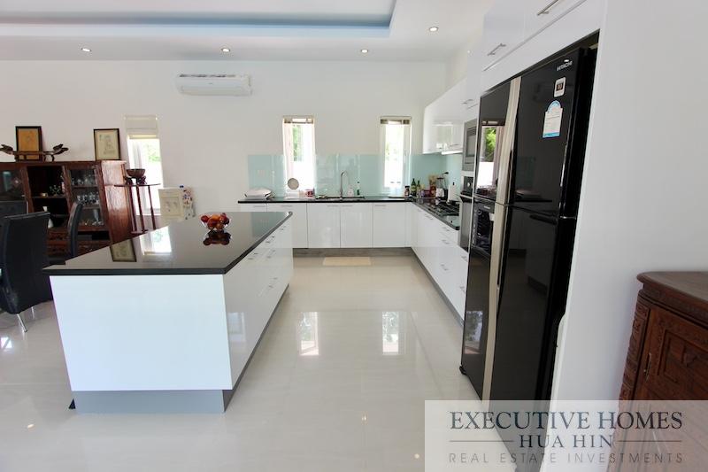 HUA HIN POOL VILLA FOR SALE NEAR PALM HILLS | Hua Hin Property for Sale | Hua Hin real estate for sale