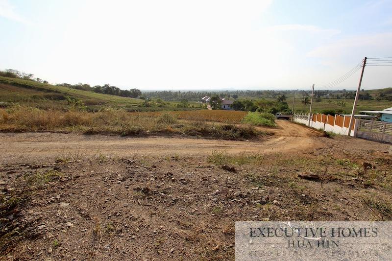 Pranburi Land for Sale |. Elevated Pak Nam Pran Pranburi Land for Sale | Pranburi Property