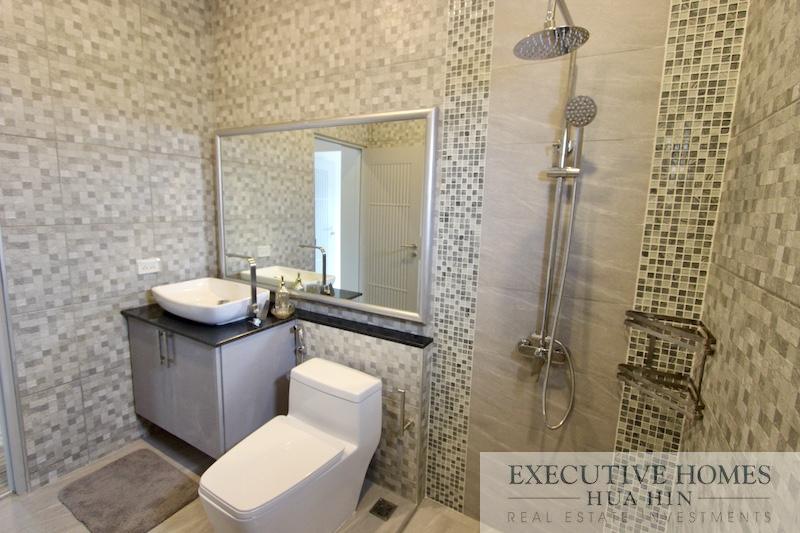 Hua Hin Pool Villa for Sale