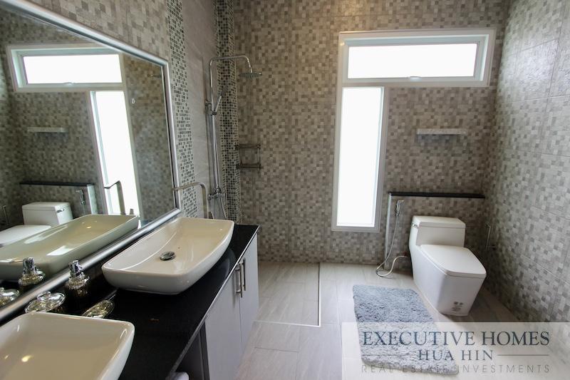 Hua Hin Pool Villa for Sale