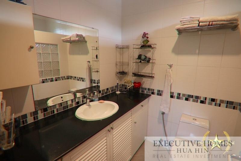 Pine Pearl villa for sale soi 6 Hua Hin | Hua Hin Bungalow for Sale at Pine Pearl | Hua Hin property for sale