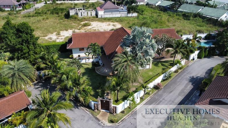 Hua Hin 3 Bed Villa for Sale