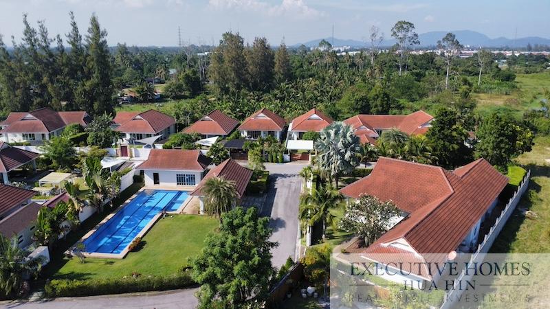Hua Hin 3 Bed Villa for Sale3
