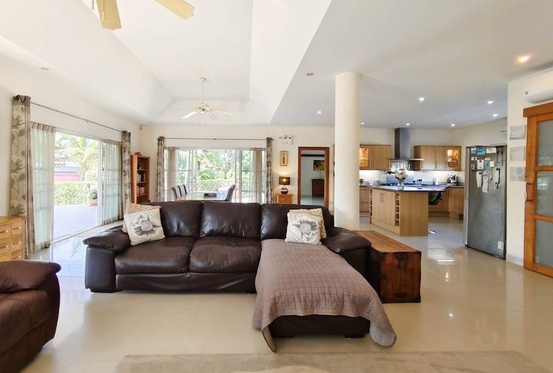 Hua Hin 3 Bed Villa for Sale42