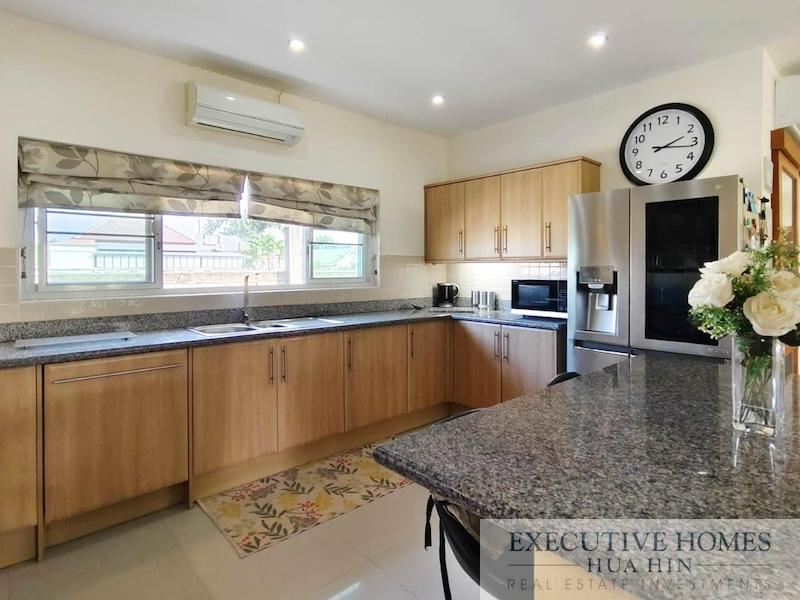 Hua Hin 3 Bed Villa for Sale46