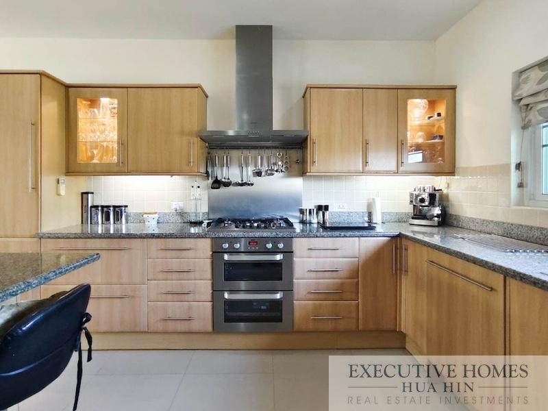Hua Hin 3 Bed Villa for Sale47