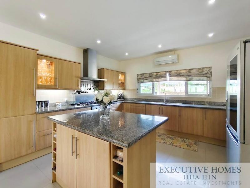 Hua Hin 3 Bed Villa for Sale49