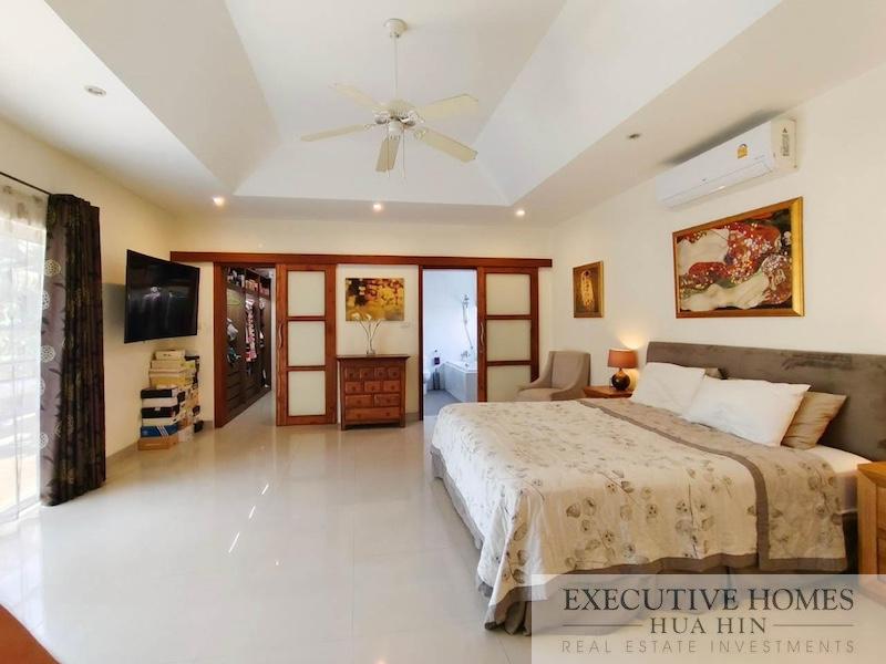 Hua Hin 3 Bed Villa for Sale58