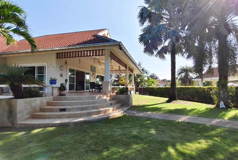 Hua Hin 3 Bed Villa for Sale8