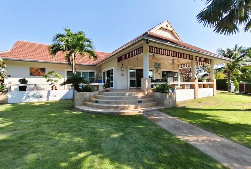 Hua Hin 3 Bed Villa for Sale9