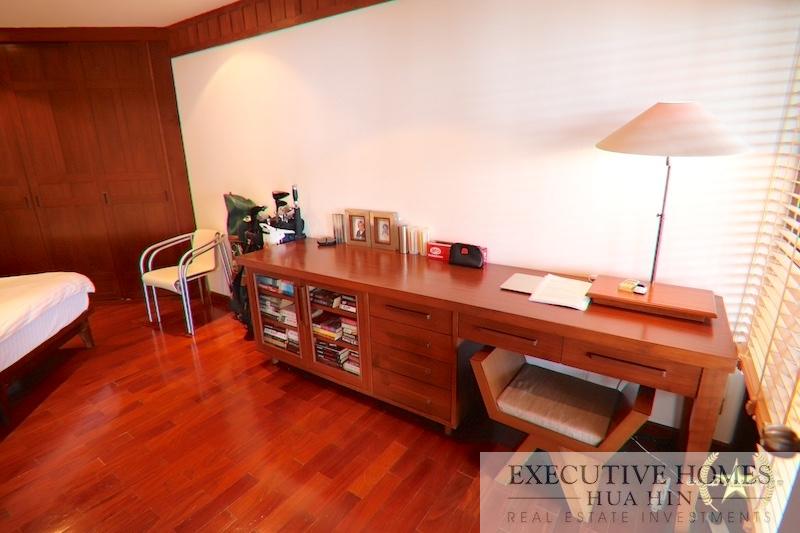 Palm Pavillion condo sea view for sale Hua Hin | Hua Hin Beachfront Condo for Sale Sea View | Hua Hin property for sale