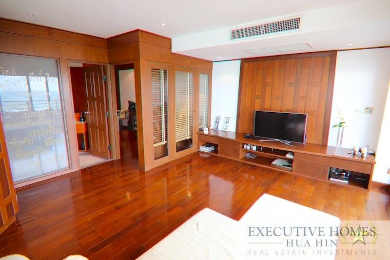 Palm Pavillion condo sea view for sale Hua Hin | Hua Hin Beachfront Condo for Sale Sea View | Hua Hin property for sale