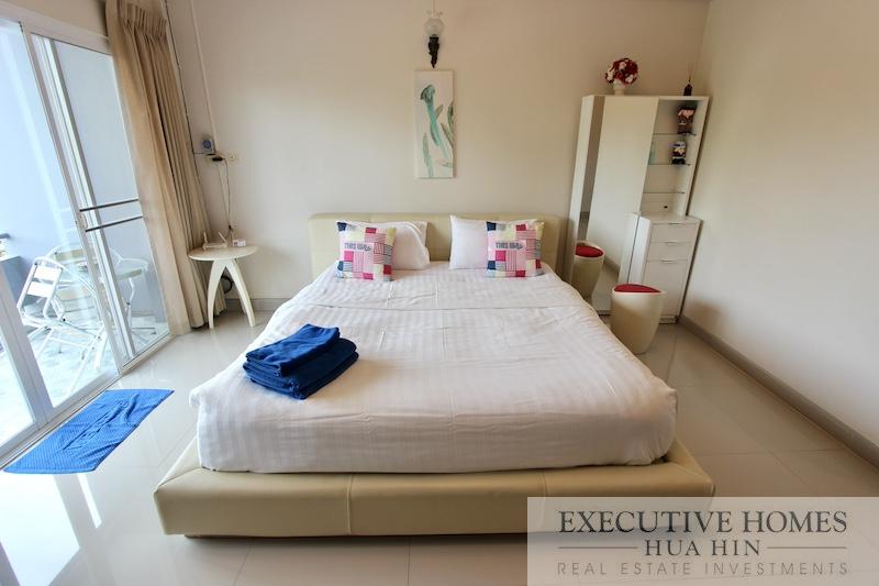 Hua Hin Guest House and Commercial Building for Sale | Hua Hin business for sale | Hua Hin property for sale