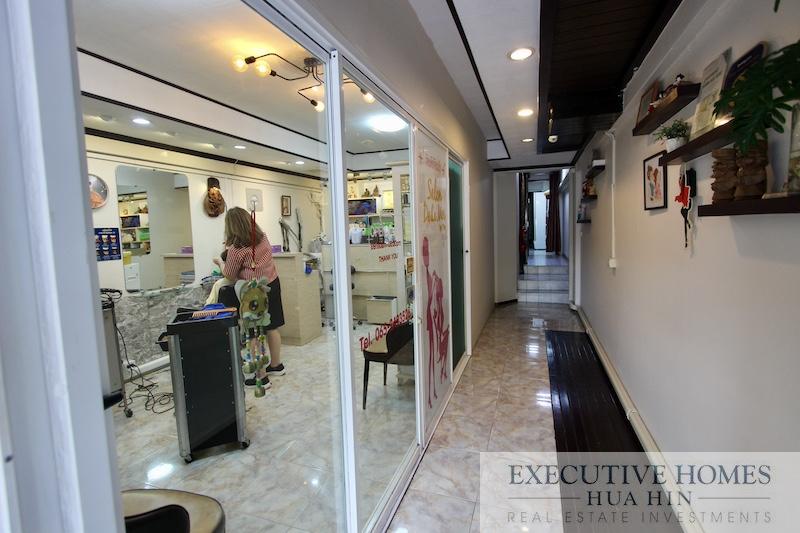 Hua Hin Guest House and Commercial Building for Sale | Hua Hin business for sale | Hua Hin property for sale