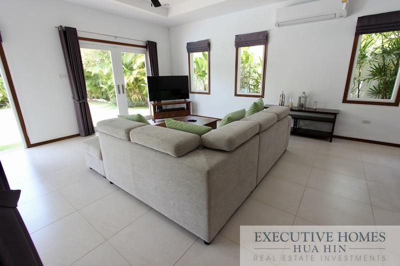 Hua Hin Property for Sale | Spacious 4 Bed Pool Villa for Sale in Hua Hin | Hua Hin Real Estate for Sale