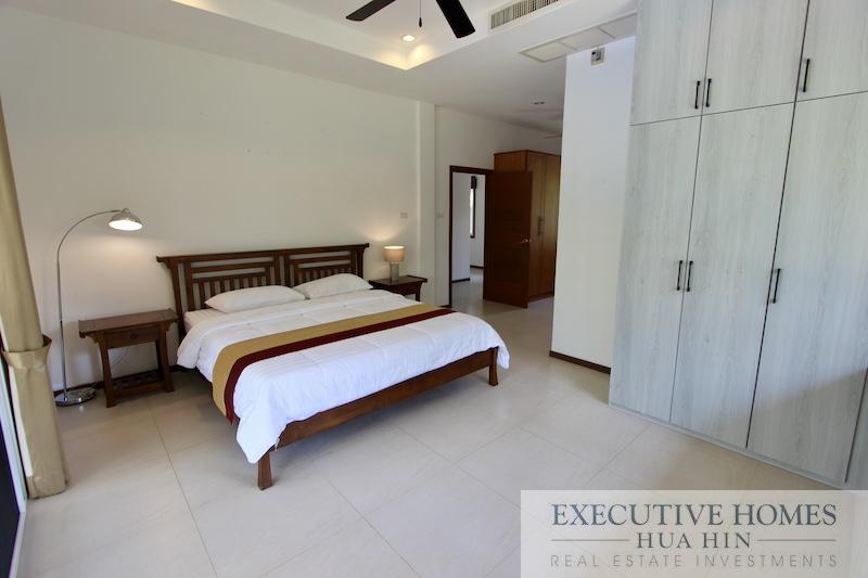 Hua Hin Property for Sale | Spacious 4 Bed Pool Villa for Sale in Hua Hin | Hua Hin Real Estate for SaleHua Hin Property for Sale | Spacious 4 Bed Pool Villa for Sale in Hua Hin | Hua Hin Real Estate for Sale