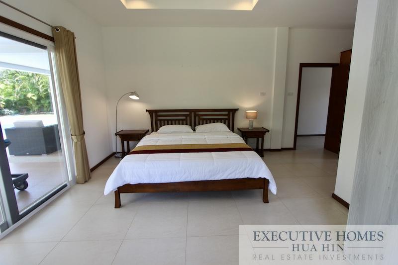 Hua Hin Property for Sale | Spacious 4 Bed Pool Villa for Sale in Hua Hin | Hua Hin Real Estate for SaleHua Hin Property for Sale | Spacious 4 Bed Pool Villa for Sale in Hua Hin | Hua Hin Real Estate for Sale