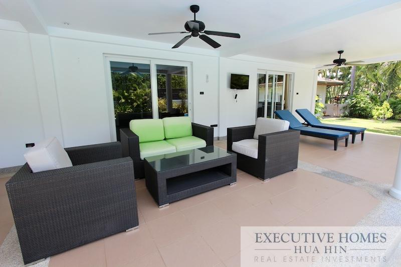 Hua Hin Property for Sale | Spacious 4 Bed Pool Villa for Sale in Hua Hin | Hua Hin Real Estate for Sale