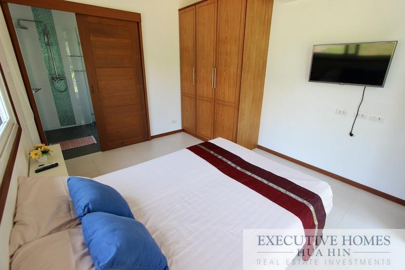 Hua Hin Property for Sale | Spacious 4 Bed Pool Villa for Sale in Hua Hin | Hua Hin Real Estate for SaleHua Hin Property for Sale | Spacious 4 Bed Pool Villa for Sale in Hua Hin | Hua Hin Real Estate for Sale