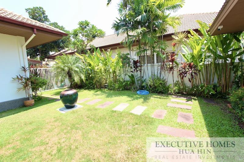 Hua Hin Property for Sale | Spacious 4 Bed Pool Villa for Sale in Hua Hin | Hua Hin Real Estate for Sale